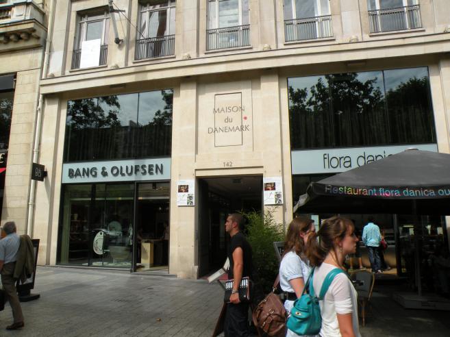  Bang & Olufsen, 142, av des champs elysees